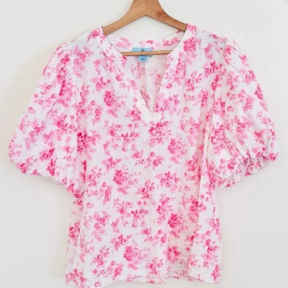CeCe Short Sleeve Linen Blend Blouse in Pink Floral Toile Print
